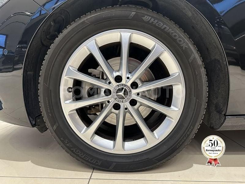 Usata Mercedes B180 116 CV (85 kW) 2020 Nero Monovolume