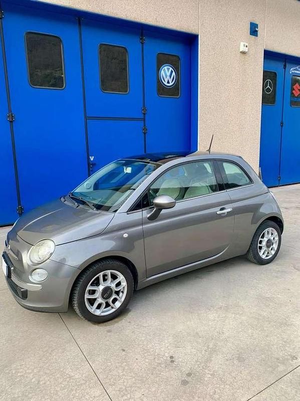 Usata Fiat 500 95 CV (69 kW) 2012 Grigio scuro metallizzato Utilitaria