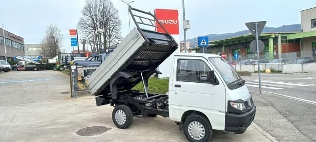 Usata Piaggio Porter 65 CV (47 kW) 2019 Bianco Cabrio