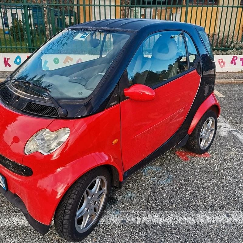 Rosso Usata 2002 Smart ForTwo Coupé Coupé | 850 € (Super prezzo) - Immagine 1/4