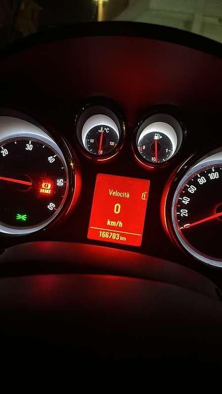 Usata Opel Astra Cosmo 110 CV (80 kW) 2012 Station wagon