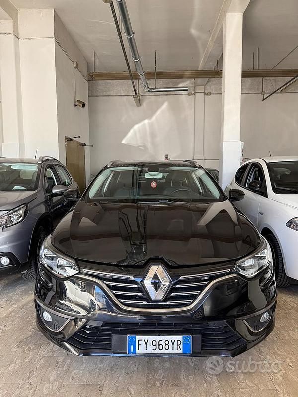 Usata Renault Mégane GrandTour Business 115 CV (84 kW) 2020 Nero Station wagon