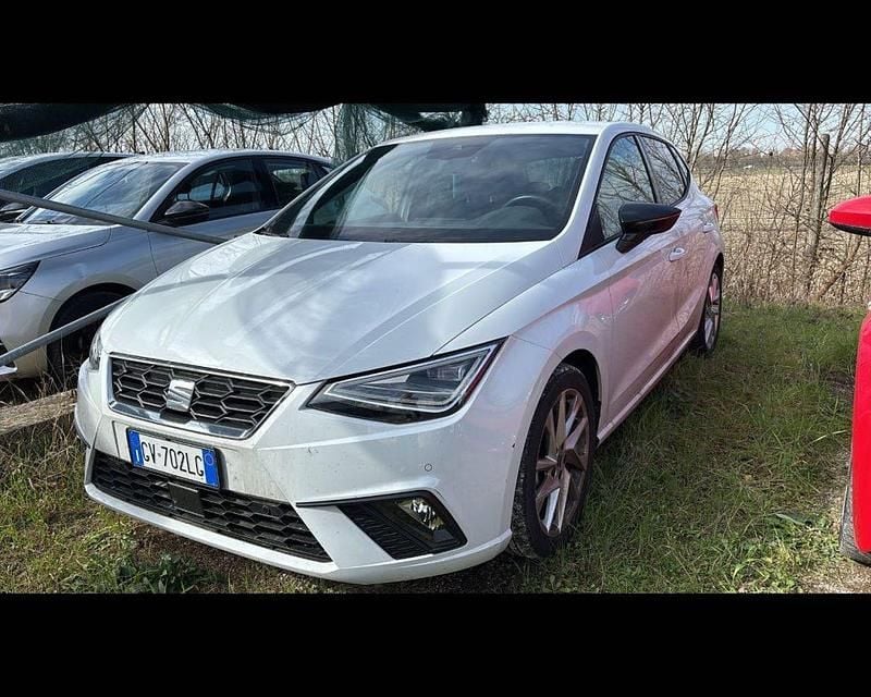 Usata Seat Ibiza 95 CV (69 kW) 2024 Bianco Utilitaria