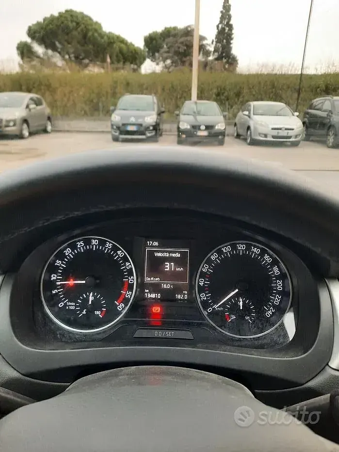Usata Skoda Rapid Ambition 90 CV (66 kW) 2016 Grigio Utilitaria