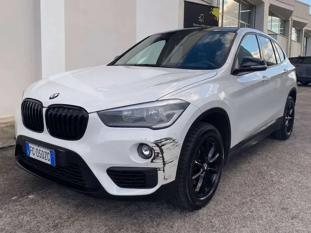 Usata BMW X1 Efficient Dynamics 150 CV (110 kW) 2017 Bianco SUV