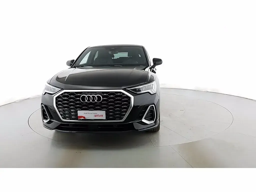 Usata Audi Q3 Sportback S-Line 150 CV (110 kW) 2025 Nero midnight SUV