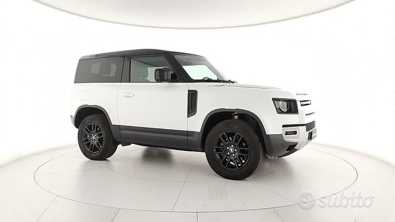 Usata Land Rover Defender SE 200 CV (147 kW) 2023 Bianco SUV