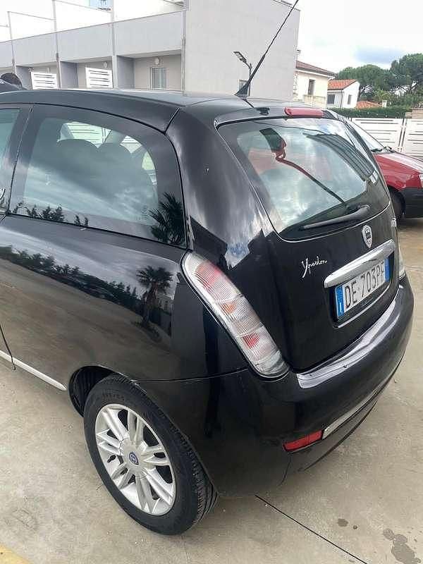 Usata Lancia Ypsilon 75 CV (55 kW) 2007 Utilitaria