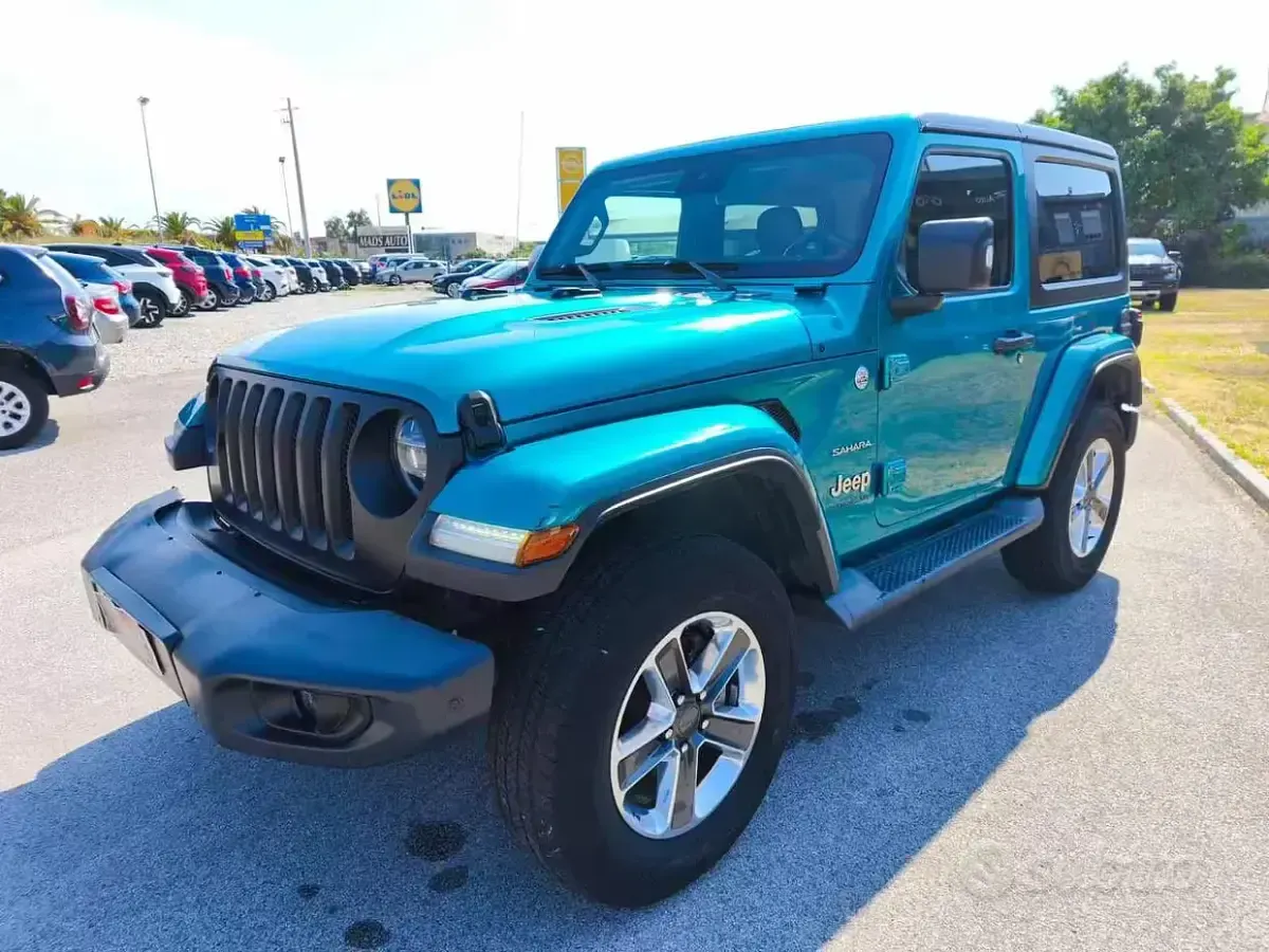 Usata Jeep Wrangler Unlimited Night Eagle 200 CV (147 kW) 2019 Verde SUV
