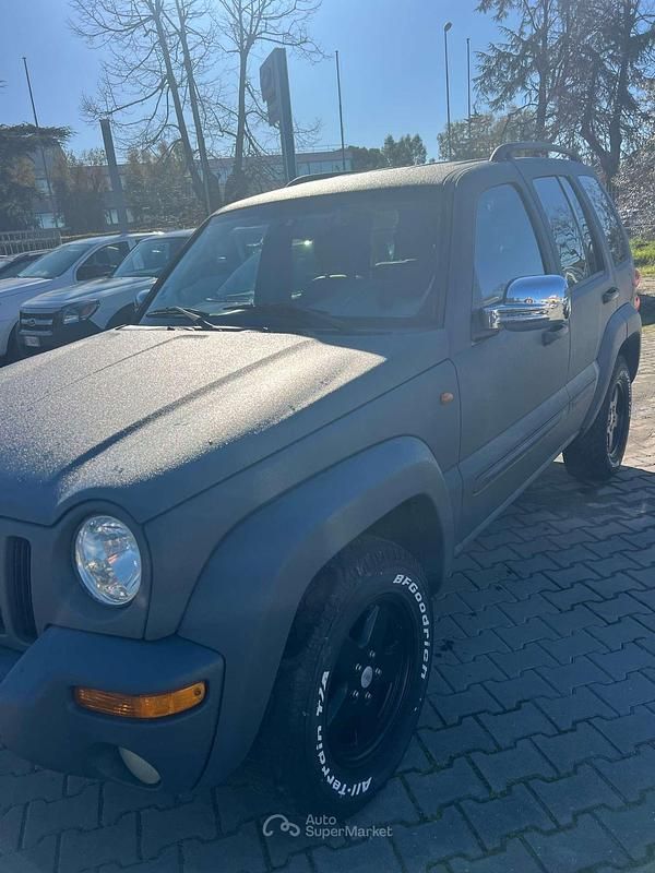 Usata Jeep Cherokee Limited 150 CV (110 kW) 2003 Other SUV