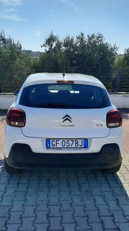 Usata Citroën C3 Feel 68 CV (50 kW) 2021 Bianco Utilitaria