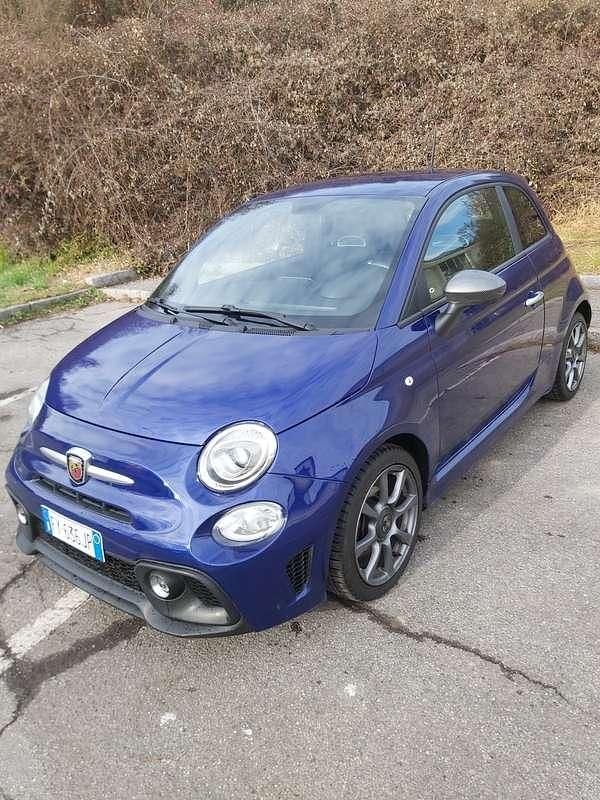 Usata Abarth 595 144 CV (105 kW) 2019 Blu/azzurro Utilitaria
