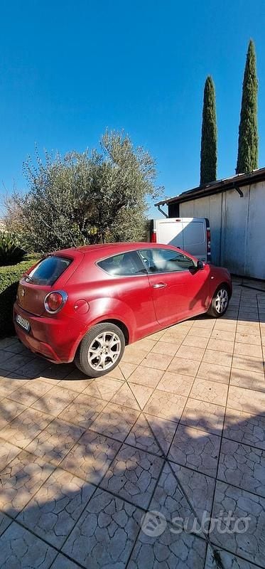 Usata Alfa Romeo MiTo 135 CV (99 kW) 2011 Rosso Utilitaria