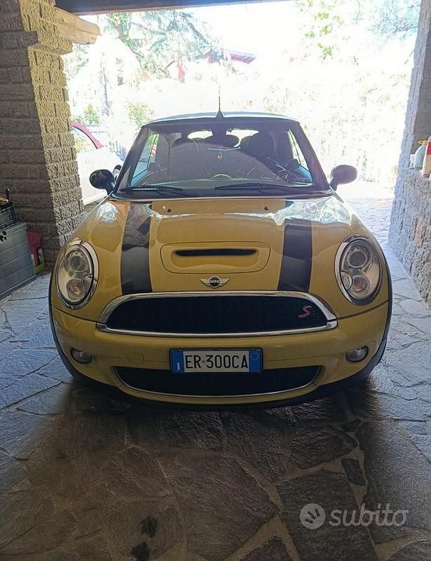 Usata Mini Cooper S Cabriolet 175 CV (128 kW) 2009 Giallo Cabrio