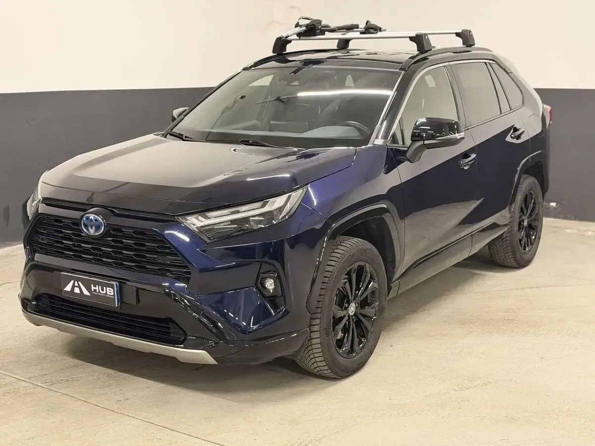 Usata Toyota RAV4 Hybrid Style 178 CV (130 kW) 2022 Blu/azzurro SUV