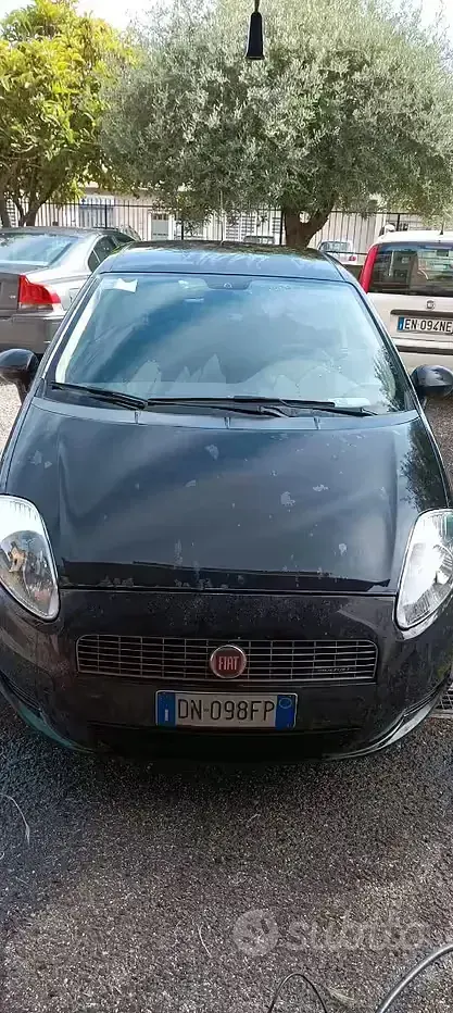 Usata Fiat Grande Punto Active 75 CV (55 kW) 2008 Nero Utilitaria