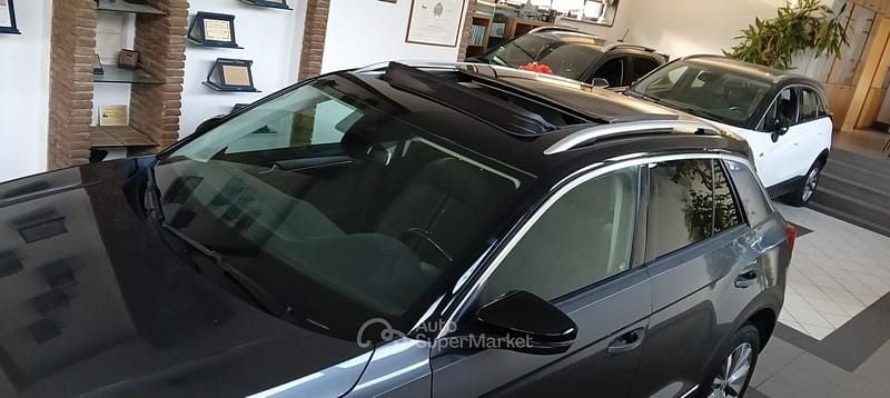Usata VW T-Roc Style 116 CV (85 kW) 2020 Grigio SUV