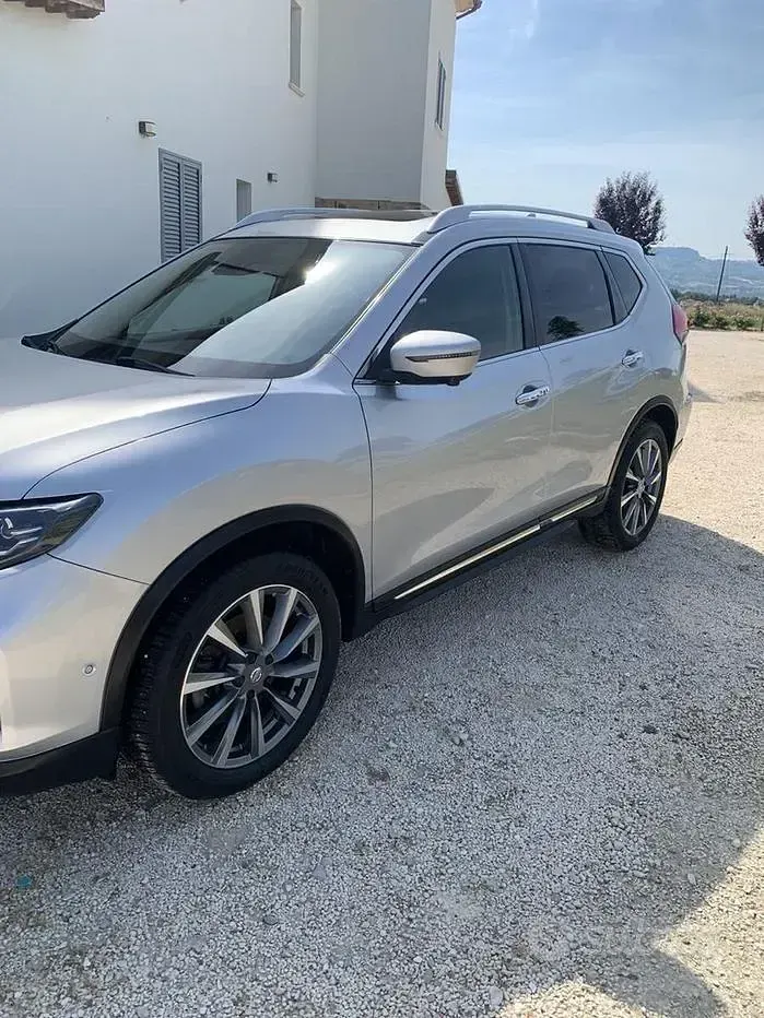 Usata Nissan X-Trail Tekna 177 CV (130 kW) 2018 Grigio SUV