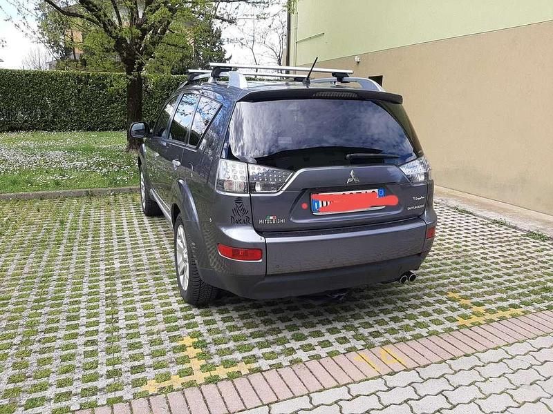 Usata Mitsubishi Outlander Instyle 156 CV (114 kW) 2008 SUV