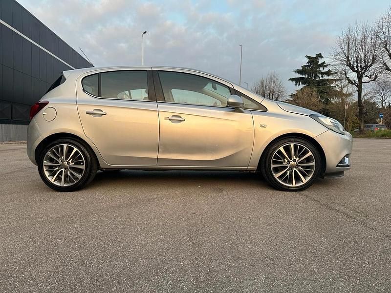 Usata Opel Corsa S 95 CV (69 kW) 2015 Grigio Berlina