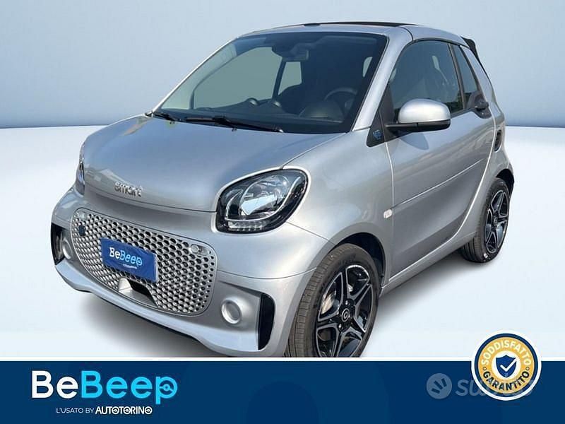 Argento Usata 2023 Smart ForTwo Electric Drive Pulse Cabrio | 15.700 € (Buon prezzo) - Immagine 1/3