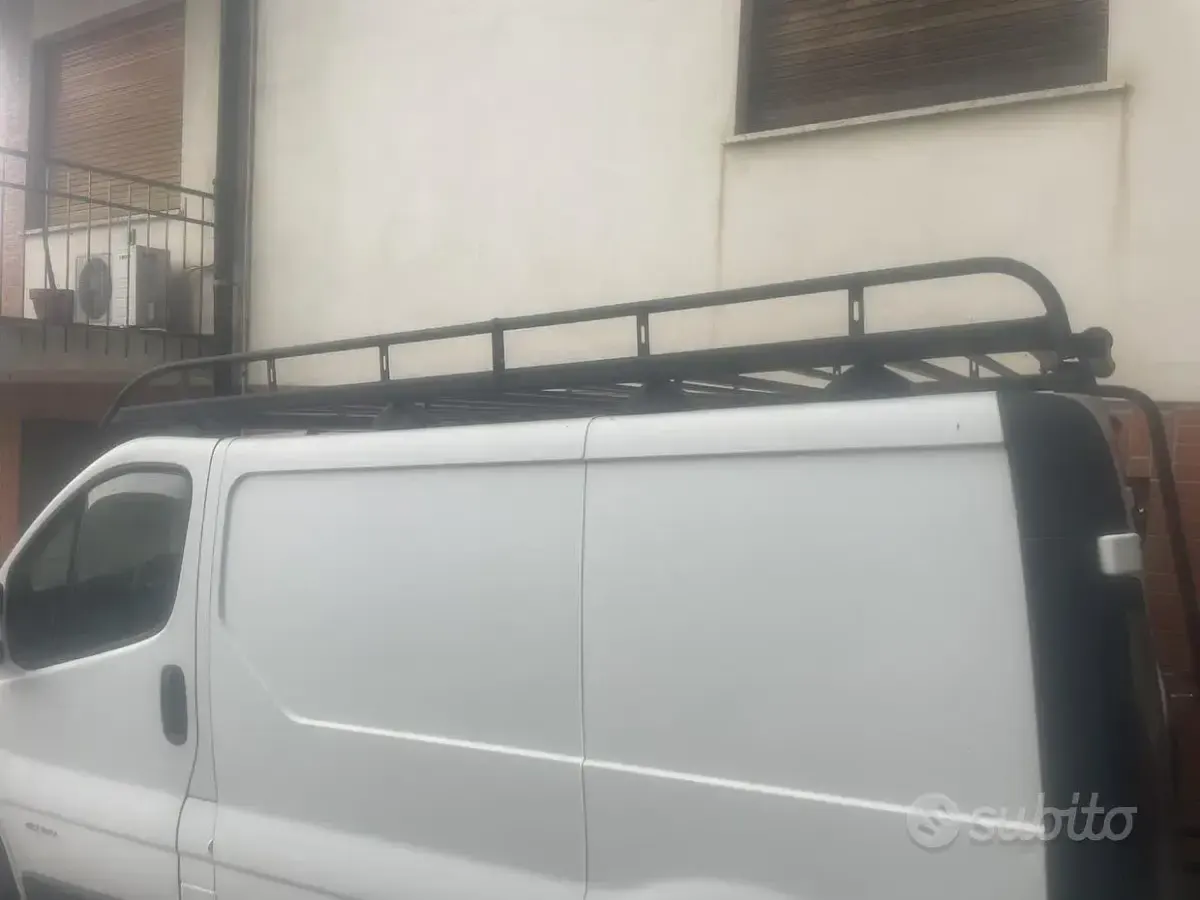 Usata Renault Trafic 2003 Bianco Monovolume