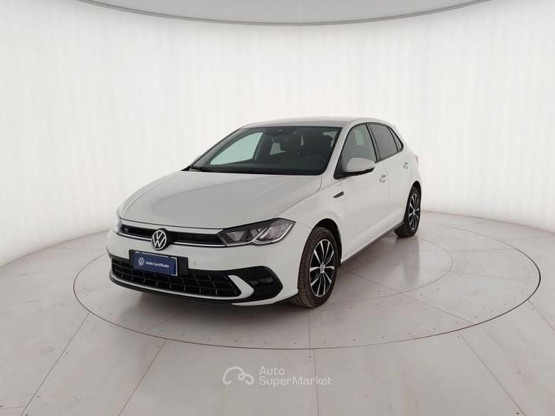 Usata VW Polo R-line 95 CV (69 kW) 2023 Bianco Utilitaria