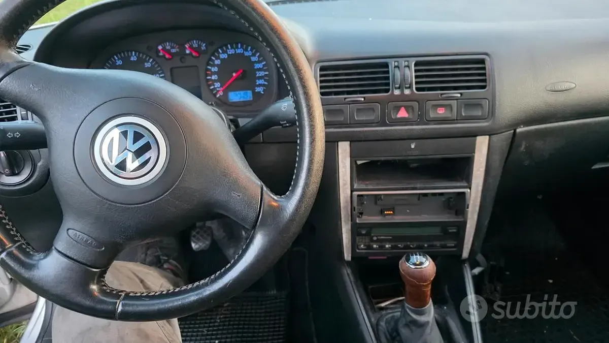 Usata VW Bora 101 CV (74 kW) 1999 Berlina
