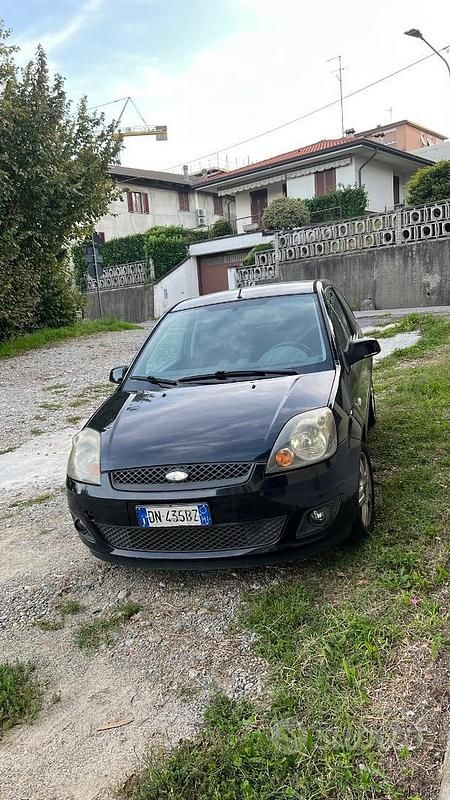 Usata Ford Fiesta 75 CV (55 kW) 2008 Nero Utilitaria