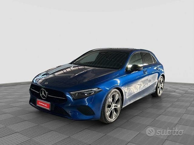 Usata Mercedes A180 Advanced 115 CV (84 kW) 2025 Blu Berlina