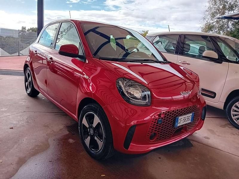 Usata Smart ForFour Electric Drive Passion 41 kW (56 CV) 2021 Rosso Utilitaria
