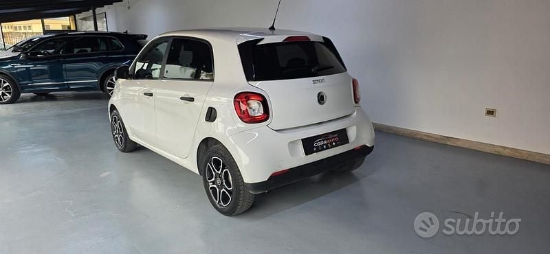 Usata Smart ForFour Passion 71 CV (52 kW) 2019 Bianco Utilitaria