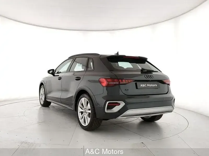 Nuova Audi A3 Advanced 150 CV (110 kW) 2026 Grigio