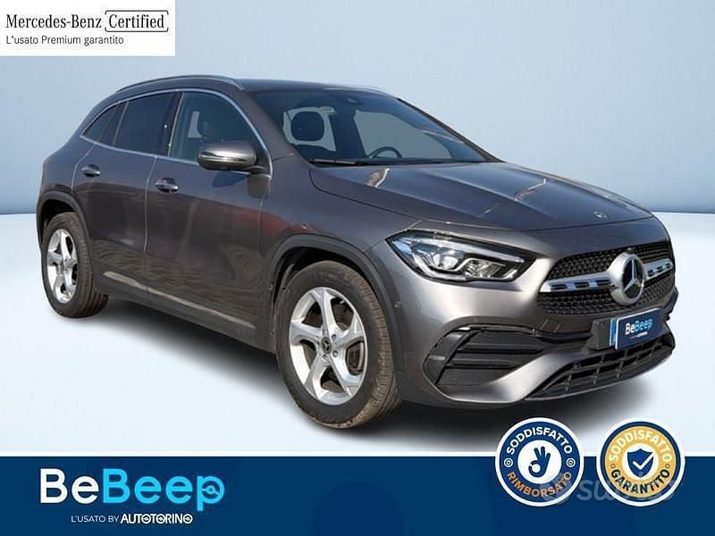 Usata Mercedes GLA200 Premium 150 CV (110 kW) 2022 Grigio metallizzato SUV