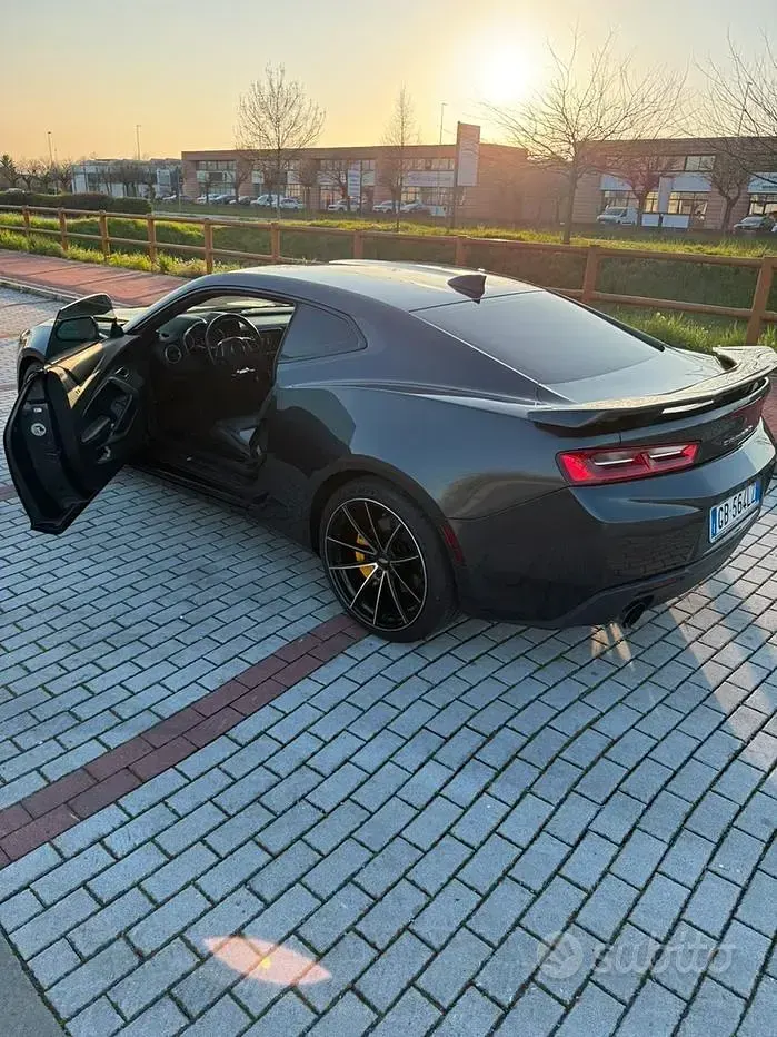 Usata Chevrolet Camaro SS 340 CV (250 kW) 2020 Nero Coupé