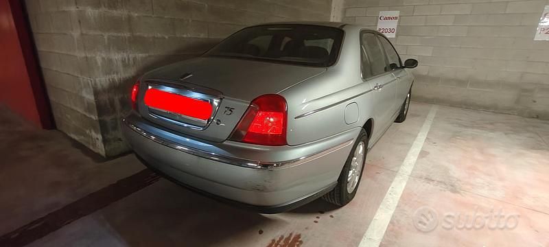 Usata Rover 75 120 CV (88 kW) 2001 Grigio Berlina