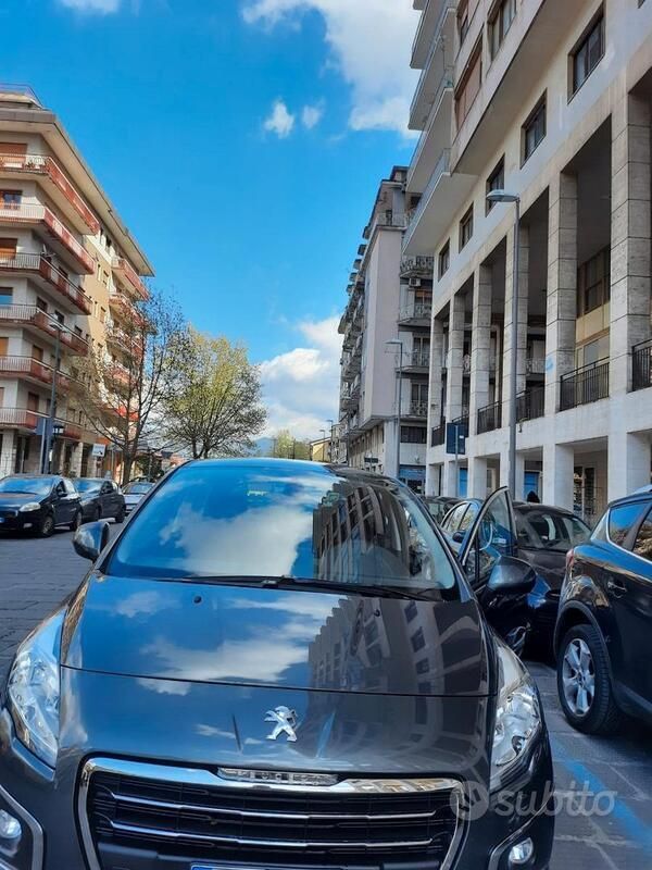 Usata Peugeot 3008 120 CV (88 kW) 2015 Grigio SUV