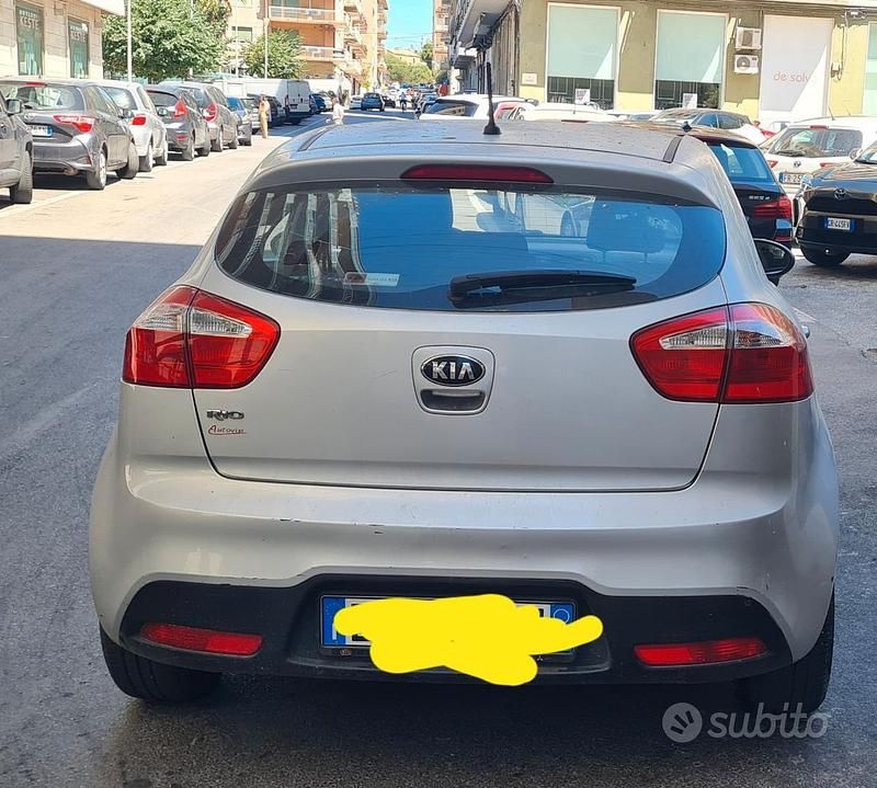 Usata Kia Rio 85 CV (62 kW) 2015 Berlina