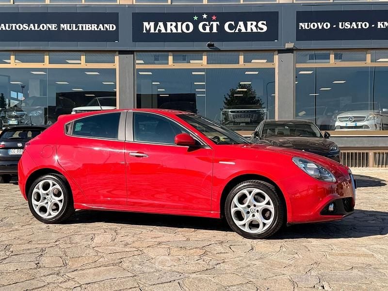 Usata Alfa Romeo Giulietta Super 170 CV (125 kW) 2017 Rosso alfa Utilitaria