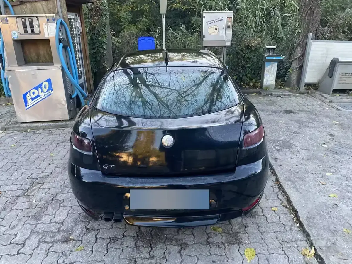 Usata Alfa Romeo GT 150 CV (110 kW) 2007 Nero Coupé
