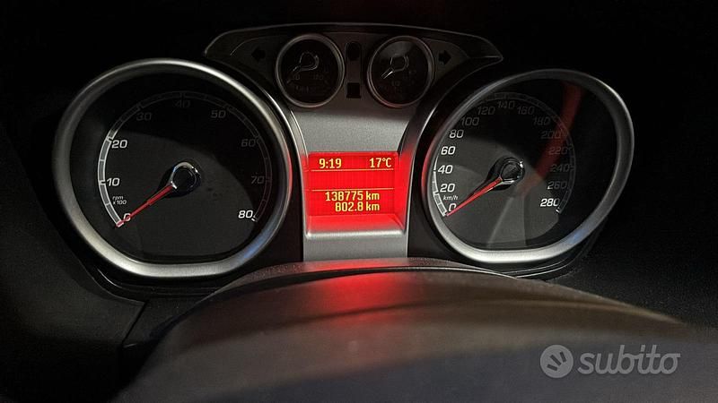 Usata Ford Focus RS 305 CV (224 kW) 2010 Verde Berlina