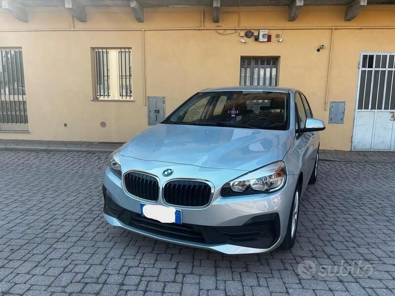 Usata 2019 BMW 216 Active Tourer Advantage Monovolume | 14.500 € (Buon prezzo) - Immagine 1/4
