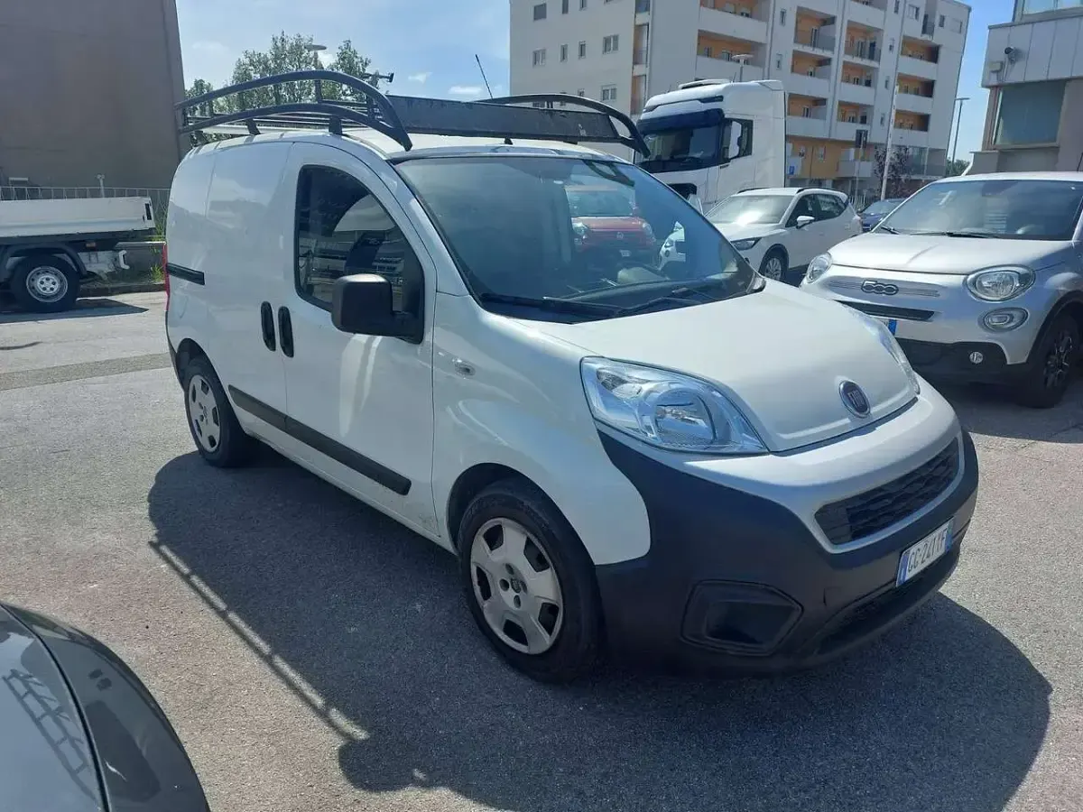 Usata Fiat Fiorino 95 CV (69 kW) 2021 Bianco Monovolume