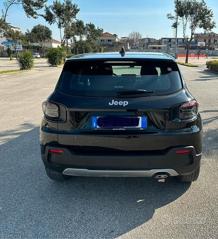 Usata Jeep Avenger Altitude 100 CV (73 kW) 2023 SUV