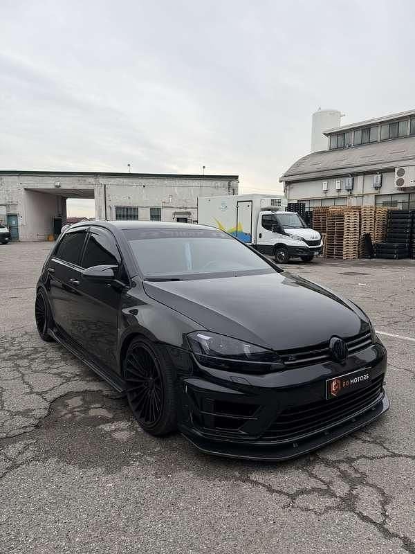 Usata VW Golf VII R 300 CV (220 kW) 2018