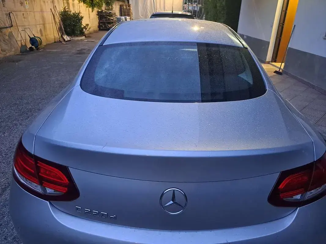 Usata Mercedes C220 Executive 170 CV (125 kW) 2018 Argento Coupé