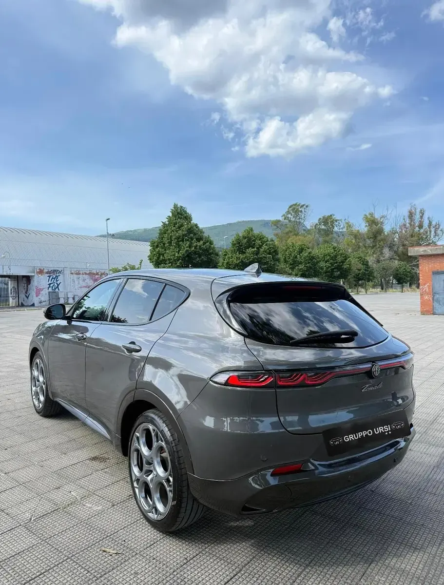 Usata Alfa Romeo Tonale Edizione Speciale 130 CV (95 kW) 2022 Grigio SUV