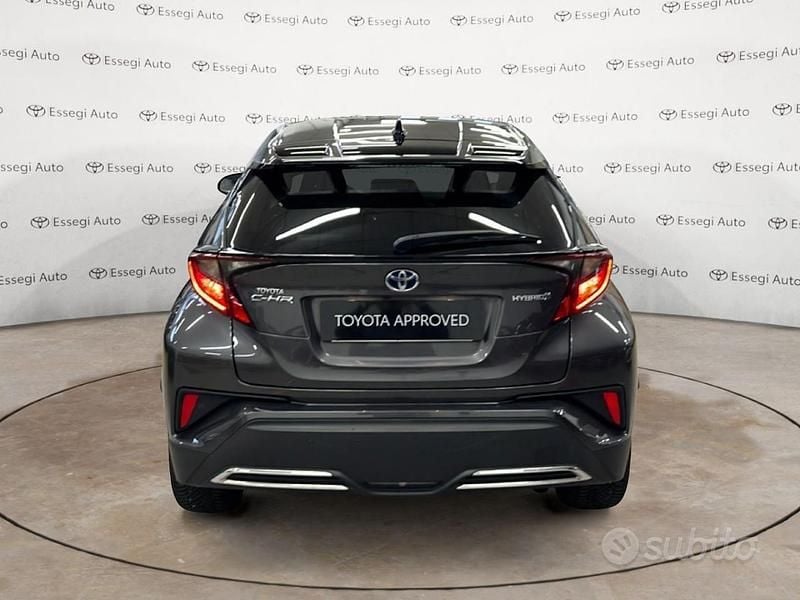Usata Toyota C-HR Trend 152 CV (111 kW) 2021 Grigio SUV