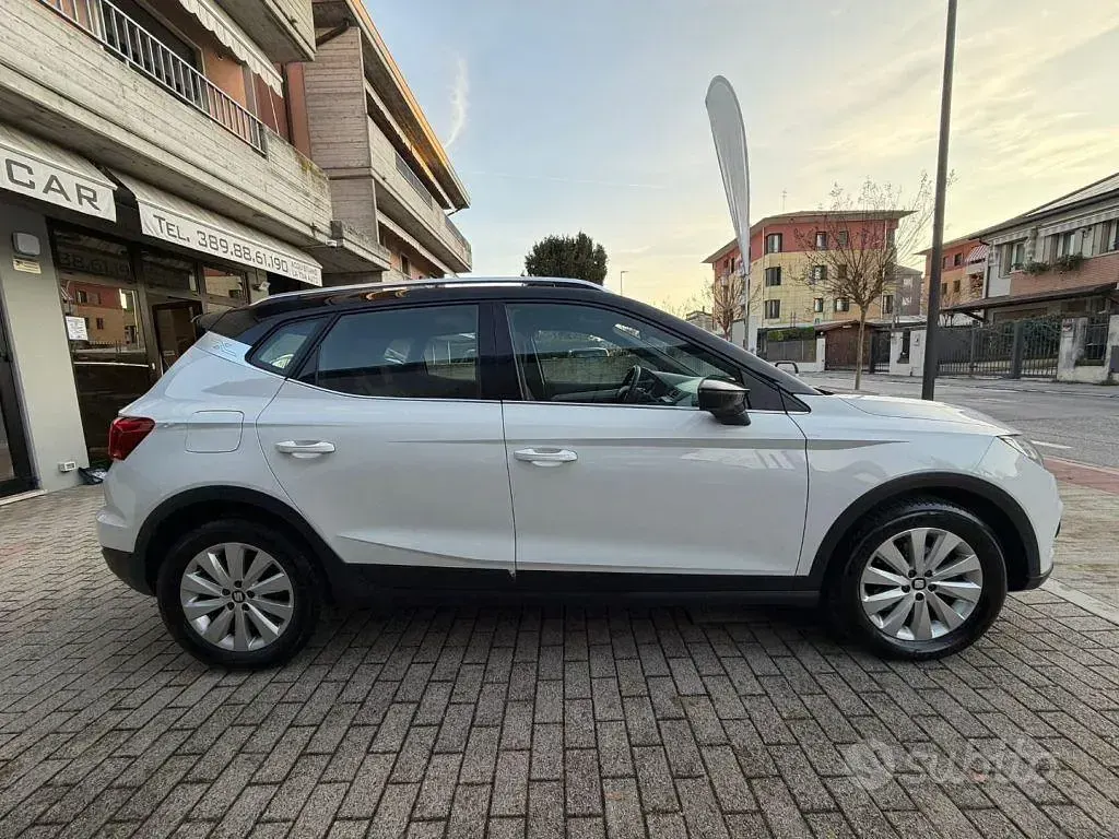 Usata Seat Arona XCELLENCE 95 CV (69 kW) 2021 Bianco SUV