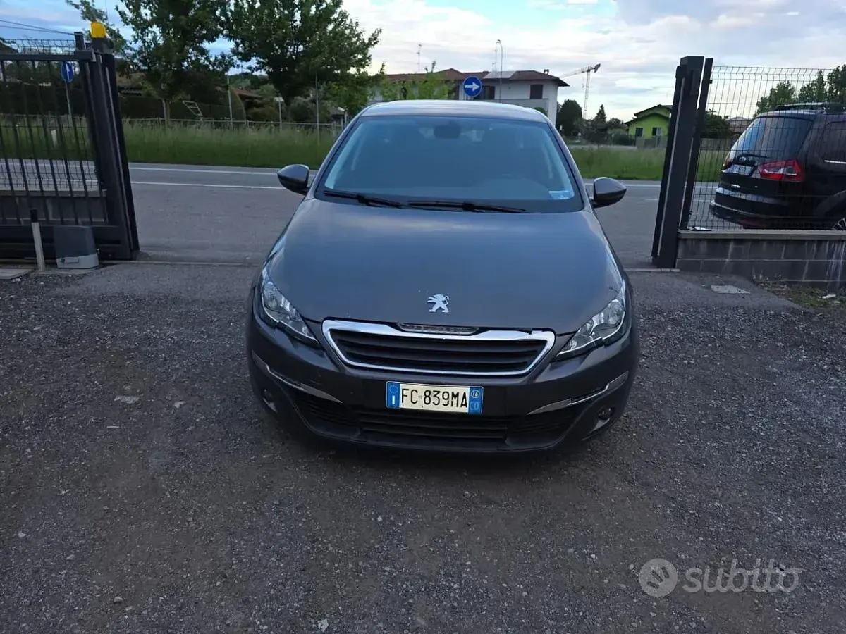 Occasion Peugeot 308 Active 110 ch (80 kW) 2016 Gris Break